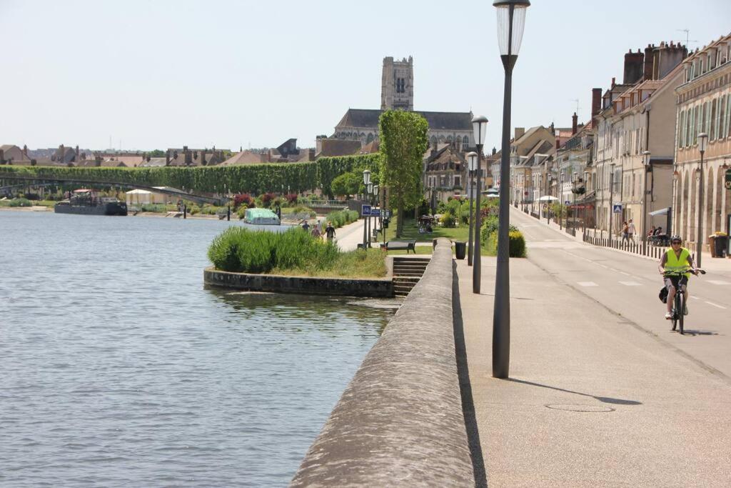 Maisonnette Au 15 Auxerre Eksteriør billede